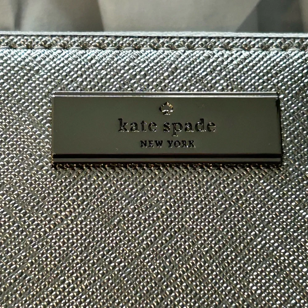 Kate Spade ♠️ Kenzie Boxed Metallic Large Continental Wallet in Lunar Light - Picture 3 of 11